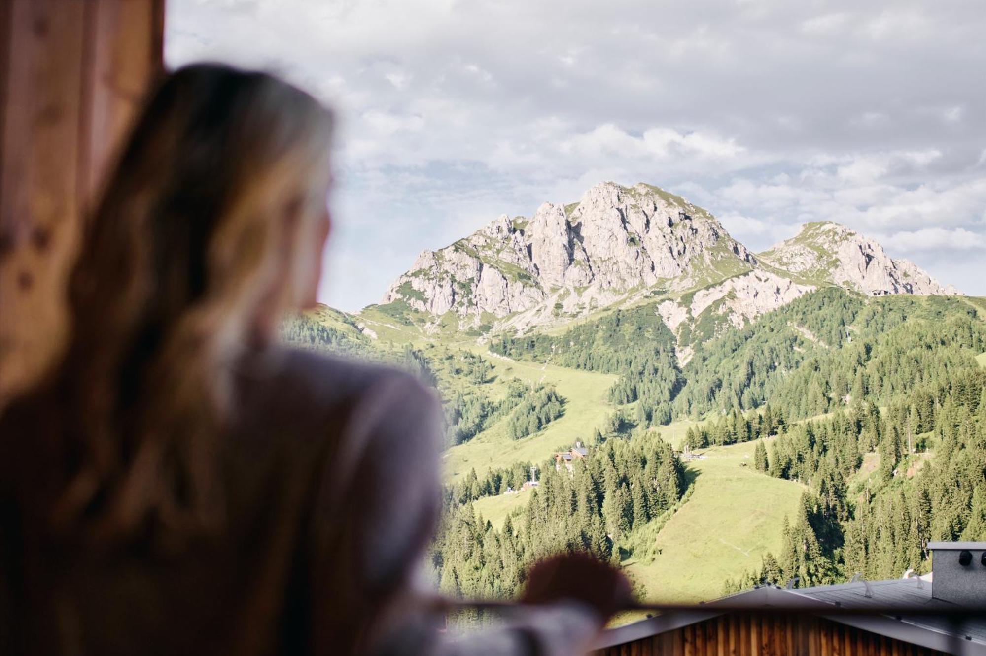 Almresort Sonnenalpe Nassfeld By Alps Resorts Buitenkant foto