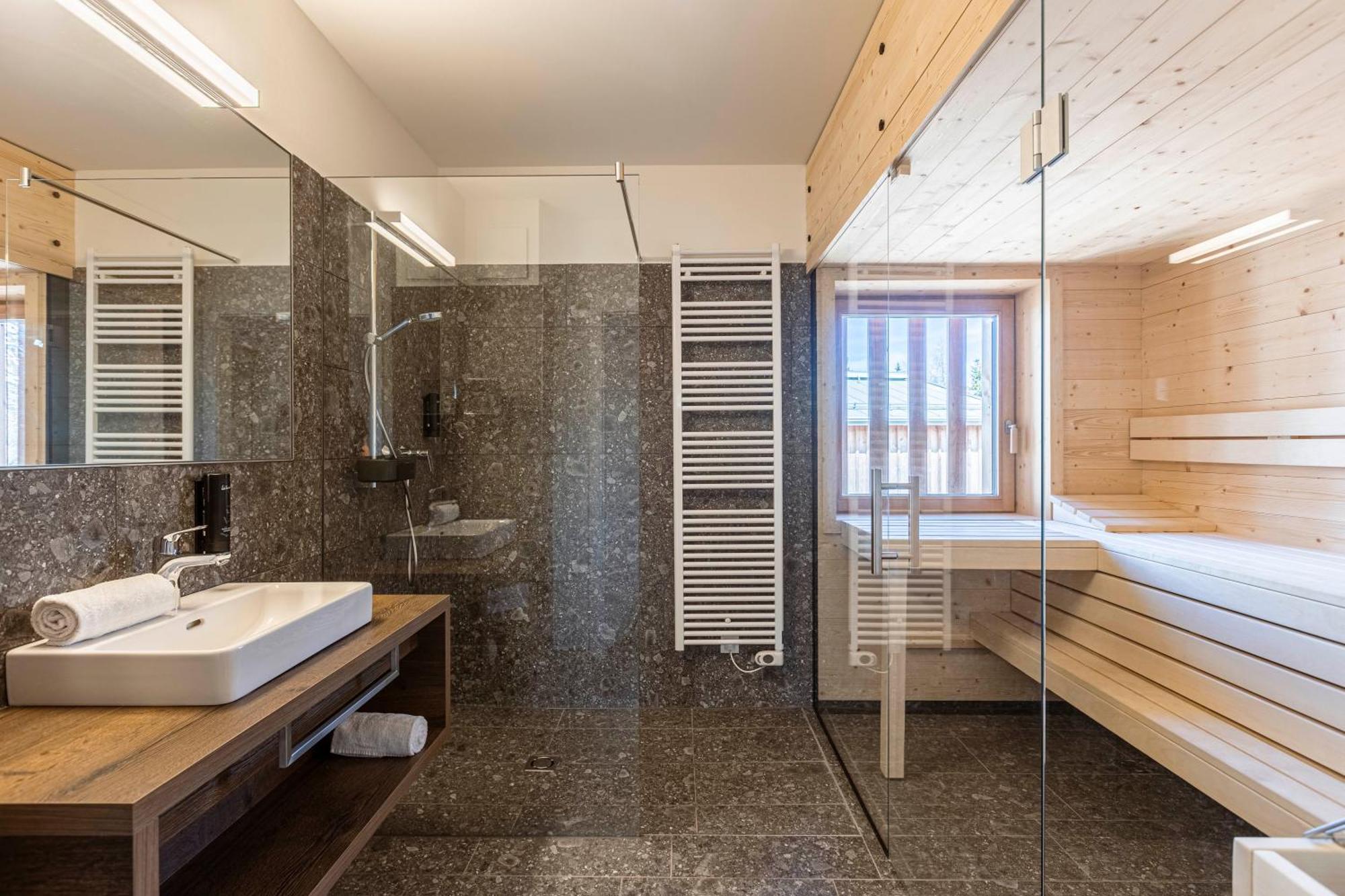 Almresort Sonnenalpe Nassfeld By Alps Resorts Buitenkant foto