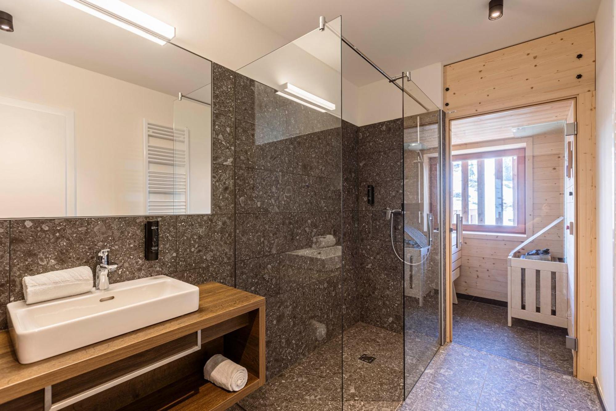 Almresort Sonnenalpe Nassfeld By Alps Resorts Buitenkant foto