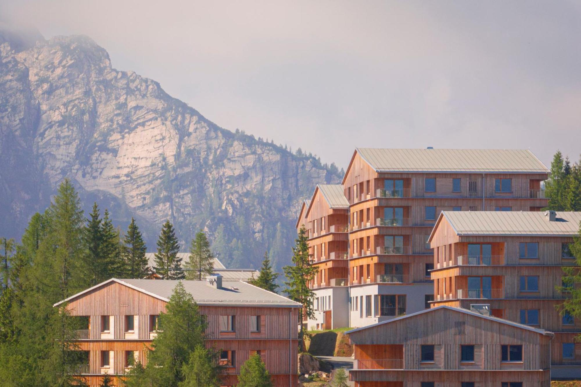 Almresort Sonnenalpe Nassfeld By Alps Resorts Buitenkant foto