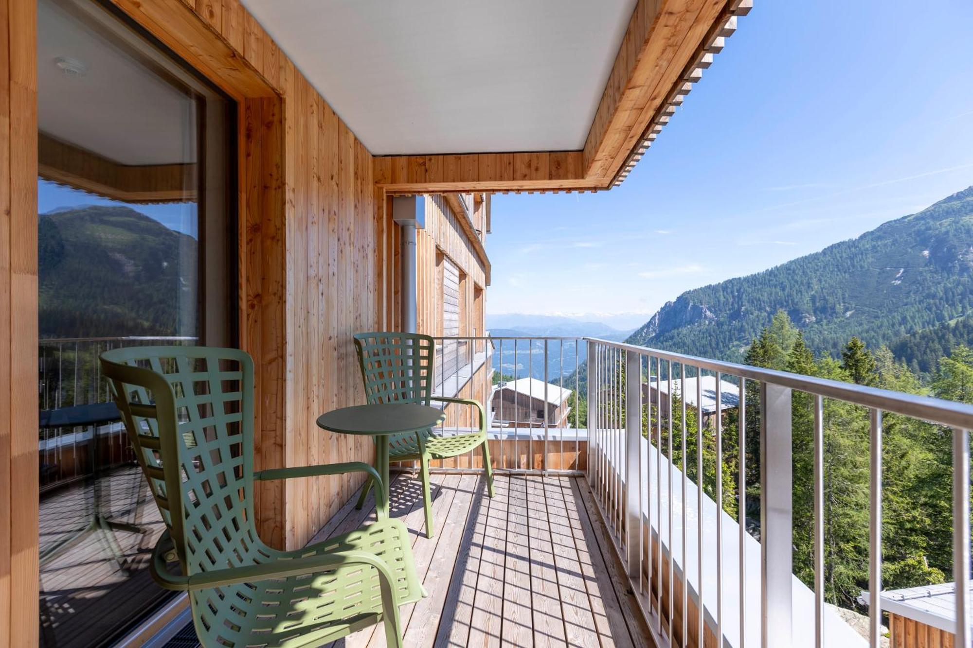 Almresort Sonnenalpe Nassfeld By Alps Resorts Buitenkant foto